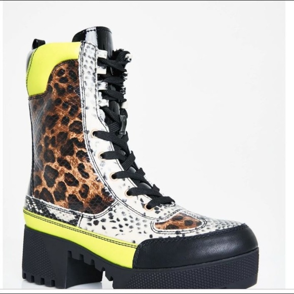 Combat Boot Leopard Print Hiking Ankle Bootie Lug NEW - Picture 3 of 4